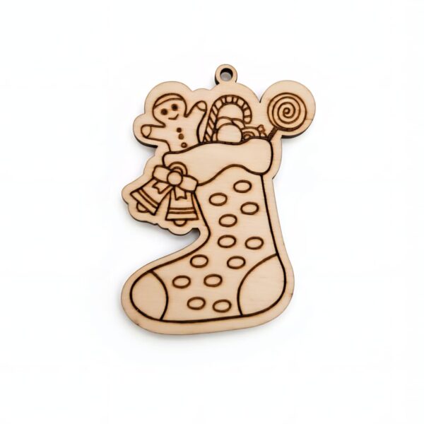 Holzanhänger „Weihnachtsstrumpf“ – liebevoll graviert